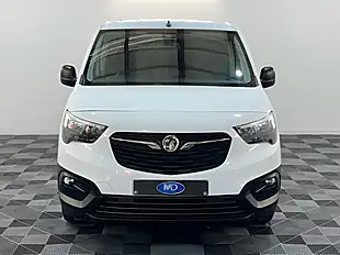 Used 2019 Vauxhall Combo 2300 Edition White - Interior and Exterior details 7