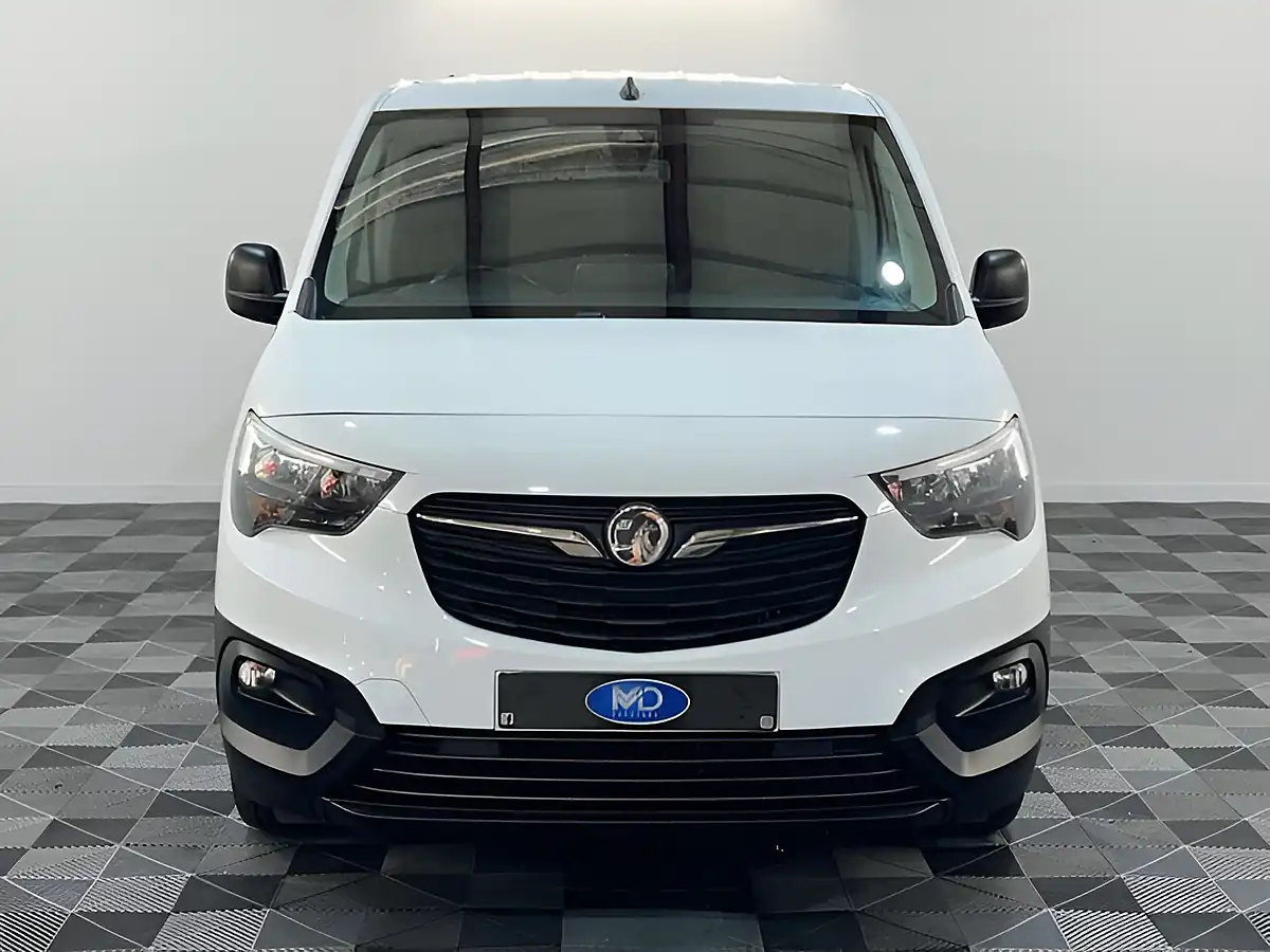 Used 2019 Vauxhall Combo 2300 Edition White - Interior and Exterior details 7