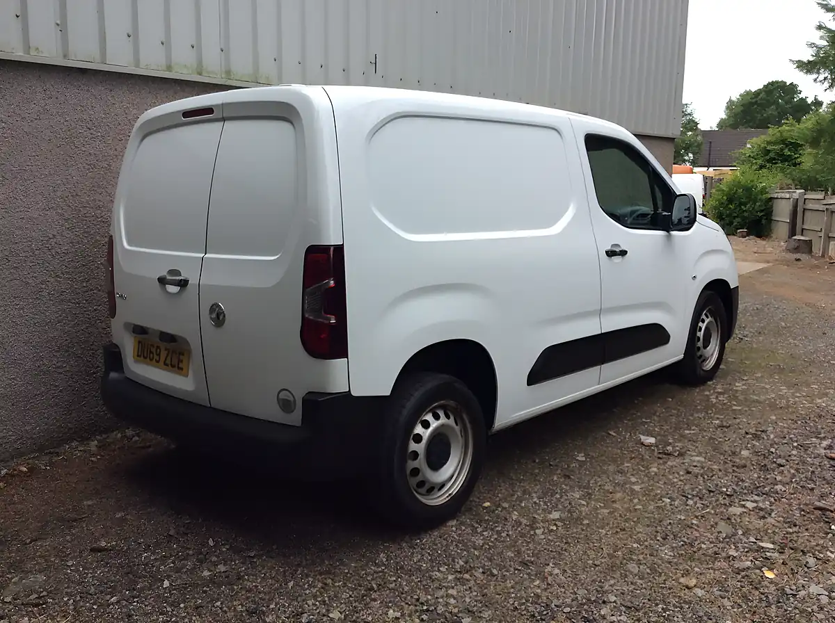 Used 2019 Vauxhall Combo 2300 Edition White - Interior and Exterior details 3
