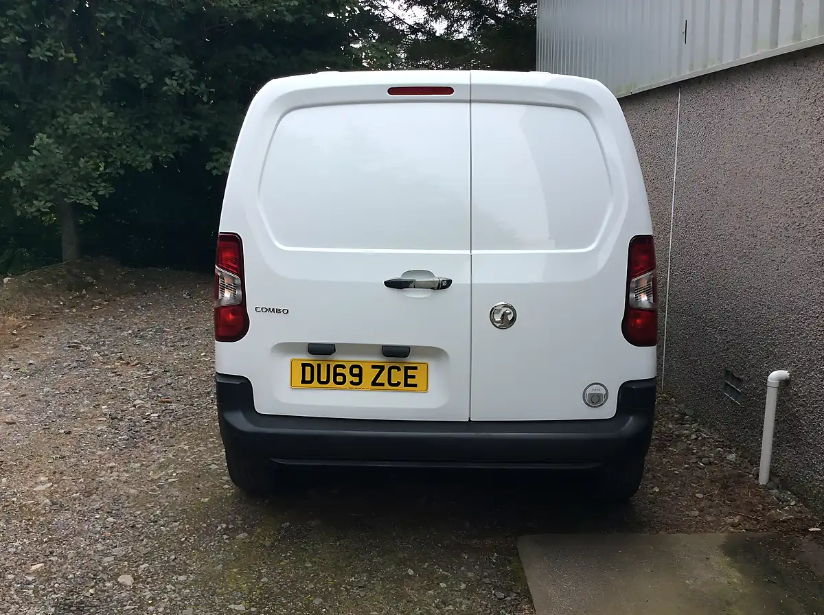 Used 2019 Vauxhall Combo 2300 Edition White - Interior and Exterior details 7