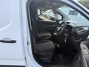 Used 2019 Vauxhall Combo 2300 Edition White - Interior and Exterior details 15