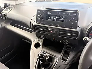 Used 2019 Vauxhall Combo 2300 Edition White - Interior and Exterior details 18
