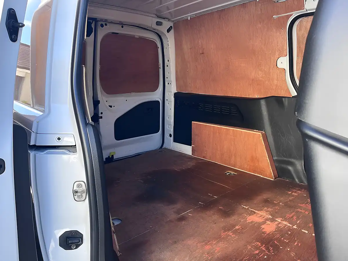 Used 2019 Vauxhall Combo 2300 Edition White - Interior and Exterior details 12