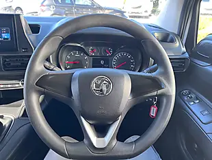 Used 2019 Vauxhall Combo 2300 Edition White - Interior and Exterior details 14