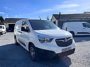 Used 2019 Vauxhall Combo 2300 Edition White - Interior and Exterior details 3