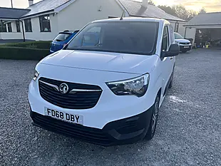 Used 2019 Vauxhall Combo 2300 Edition White - Interior and Exterior details 6