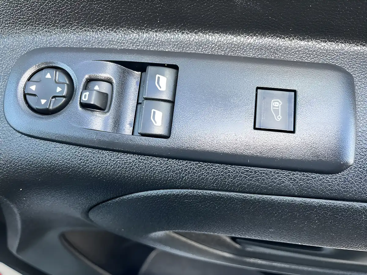 Used 2019 Vauxhall Combo 2300 Edition White - Interior and Exterior details 15