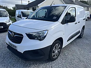 Used 2019 Vauxhall Combo 2300 Edition White - Interior and Exterior details 7