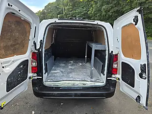 Used 2019 Vauxhall Combo Edition H1 L2 White - Interior and Exterior details 10