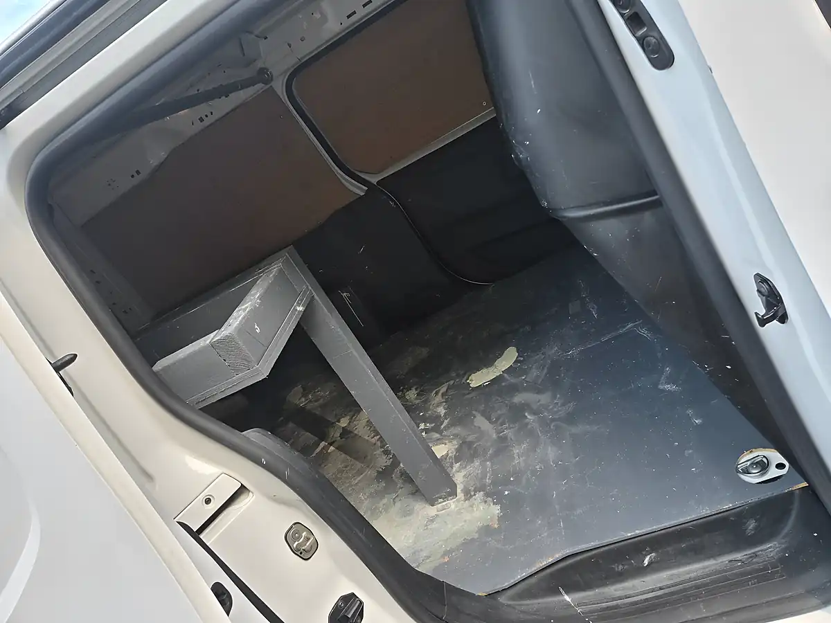 Used 2019 Vauxhall Combo Edition H1 L2 White - Interior and Exterior details 13