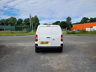 Used 2019 Vauxhall Combo Edition White - Interior and Exterior details 7