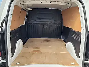 Used 2019 Vauxhall Combo Edition White - Interior and Exterior details 9