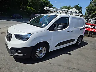 Used 2019 Vauxhall Combo H1 Edition White - Interior and Exterior details 3
