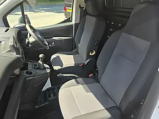 Used 2019 Vauxhall Combo H1 Edition White - Interior and Exterior details 6