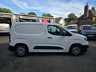 Used 2019 Vauxhall Combo H1 Edition White - Interior and Exterior details 11