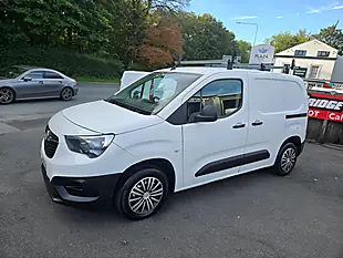 Used 2019 Vauxhall Combo H1 Edition White - Interior and Exterior details 3