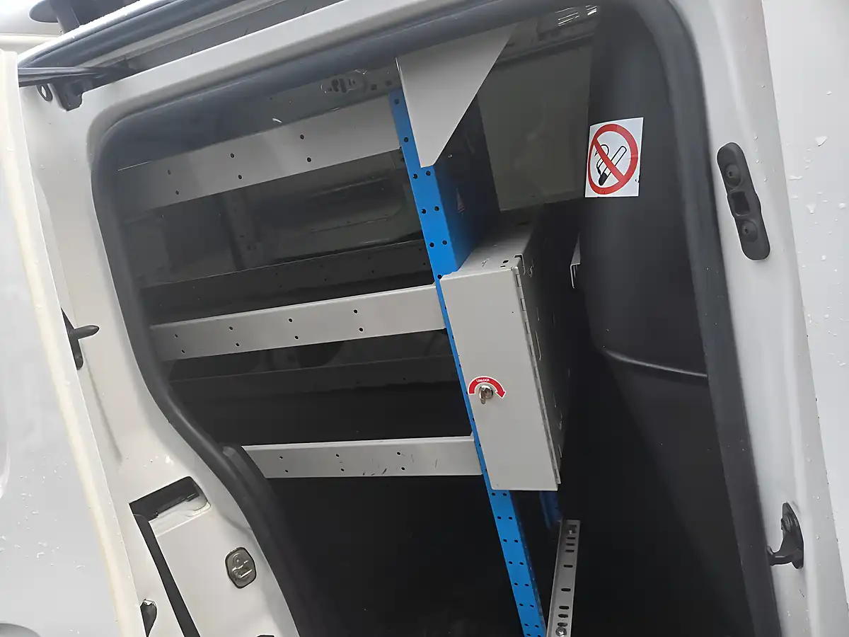 Used 2019 Vauxhall Combo H1 Edition White - Interior and Exterior details 11