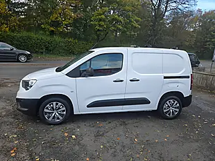 Used 2019 Vauxhall Combo H1 Edition White - Interior and Exterior details 15
