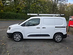 Used 2019 Vauxhall Combo H1 Edition White - Interior and Exterior details 4