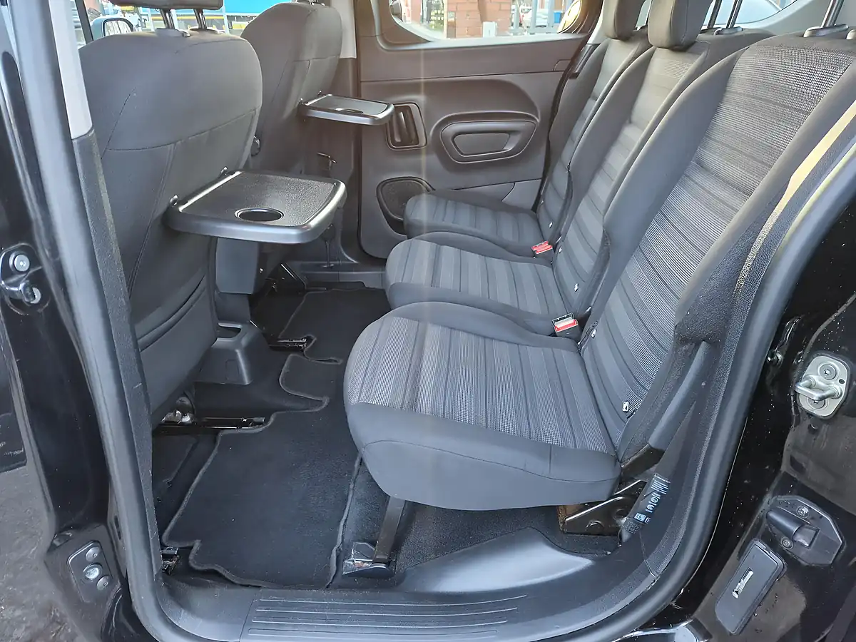 Used 2019 Vauxhall Combo Life Energy Black - Interior and Exterior details 15