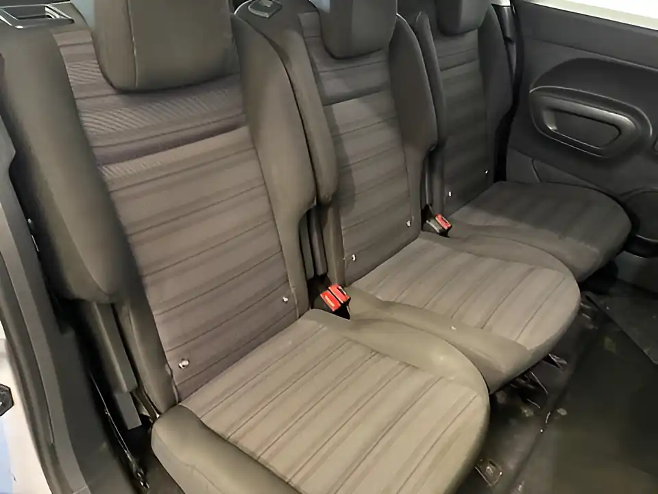 Used 2019 Vauxhall Combo Life Energy Xl Grey - Interior and Exterior details 16