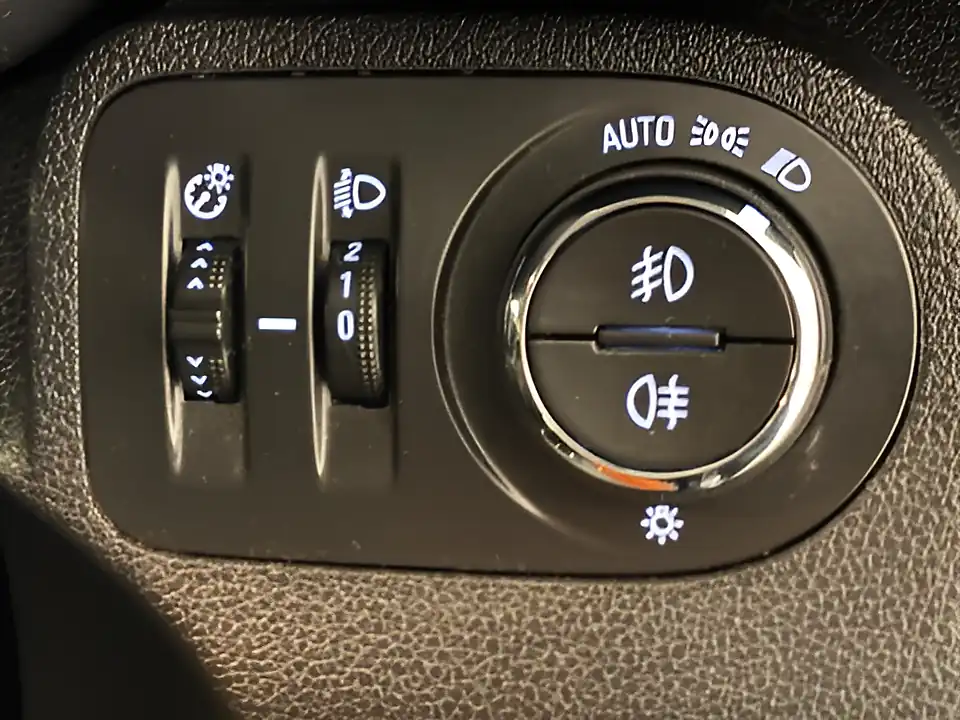 Used 2019 Vauxhall Combo Life Energy Xl Grey - Interior and Exterior details 17