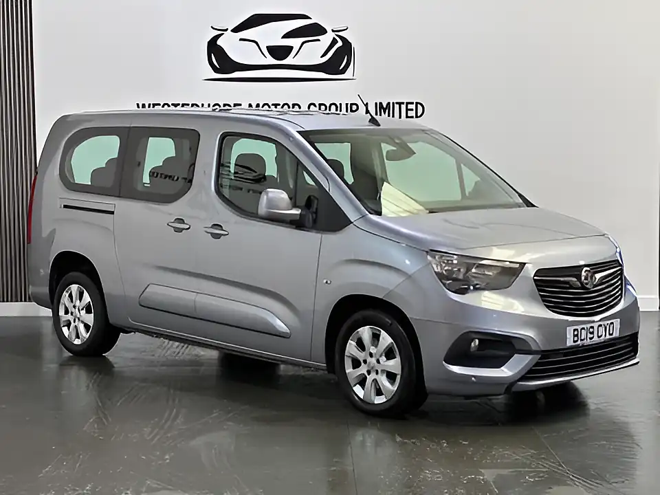 Used 2019 Vauxhall Combo Life Energy Xl Grey - Interior and Exterior details 2