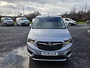 Used 2019 Vauxhall Combo Limited Edition Nav L1 H1 Grey - Interior and Exterior details 14