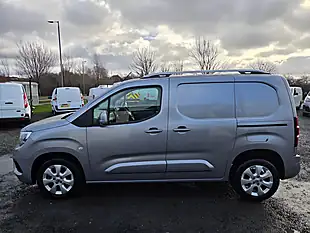 Used 2019 Vauxhall Combo Limited Edition Nav L1 H1 Grey - Interior and Exterior details 8
