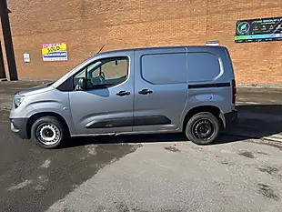 Used 2019 Vauxhall Combo Silver - Interior and Exterior details 4