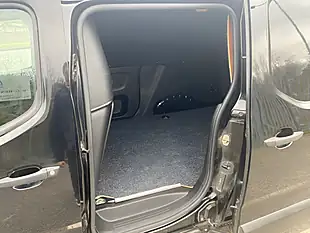 Used 2019 Vauxhall Combo Sportive Black - Interior and Exterior details 13