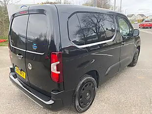 Used 2019 Vauxhall Combo Sportive Black - Interior and Exterior details 3