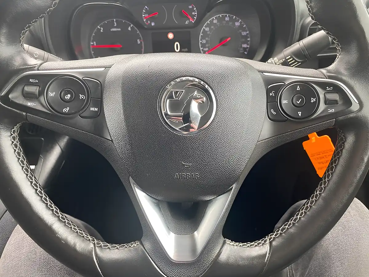 Used 2019 Vauxhall Combo Sportive Black - Interior and Exterior details 7