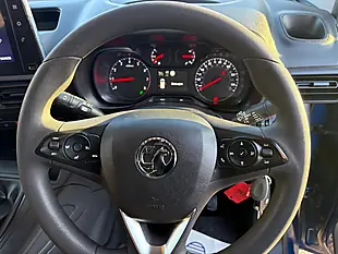 Used 2019 Vauxhall Combo Sportive Blue - Interior and Exterior details 10