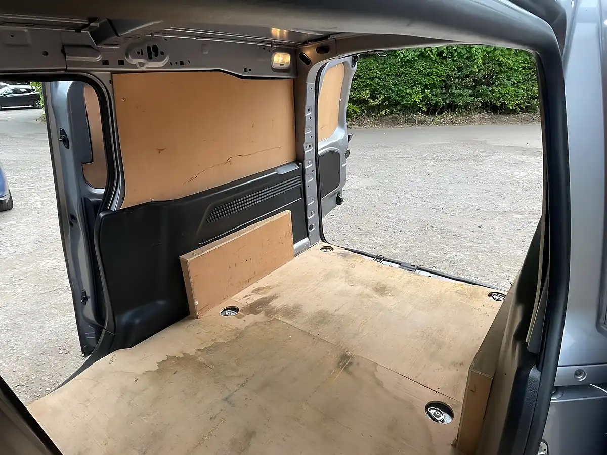 Used 2019 Vauxhall Combo Sportive Grey - Interior and Exterior details 16