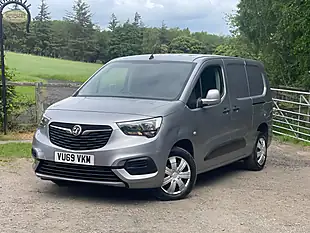 Used 2019 Vauxhall Combo Sportive Grey - Interior and Exterior details 3