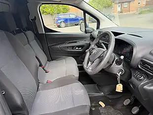 Used 2019 Vauxhall Combo Sportive Grey - Interior and Exterior details 9