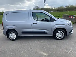 Used 2019 Vauxhall Combo Sportive Grey - Interior and Exterior details 2