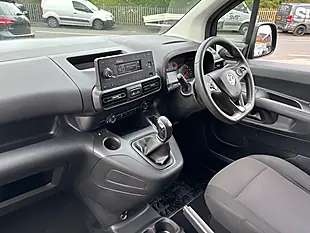 Used 2019 Vauxhall Combo Sportive Grey - Interior and Exterior details 13