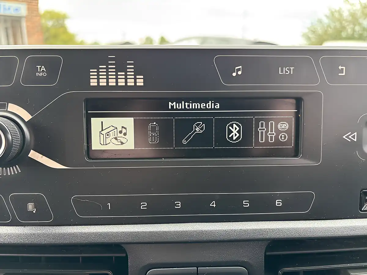Used 2019 Vauxhall Combo Sportive Grey - Interior and Exterior details 16
