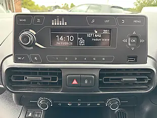 Used 2019 Vauxhall Combo Sportive Grey - Interior and Exterior details 17