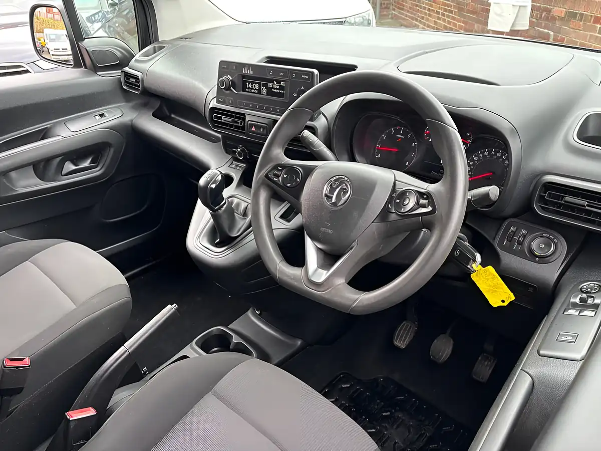 Used 2019 Vauxhall Combo Sportive Grey - Interior and Exterior details 8