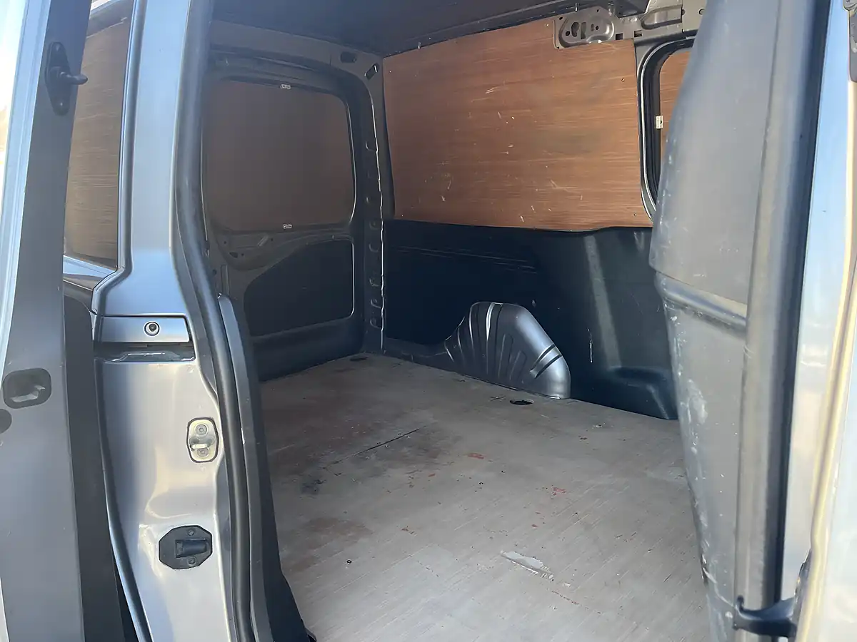 Used 2019 Vauxhall Combo Sportive Grey - Interior and Exterior details 20