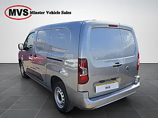 Used 2019 Vauxhall Combo Sportive Grey - Interior and Exterior details 6