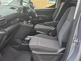 Used 2019 Vauxhall Combo Sportive L1 H1 Grey - Interior and Exterior details 10