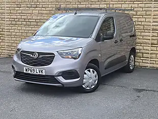 Used 2019 Vauxhall Combo Sportive L1 H1 Grey - Interior and Exterior details 3