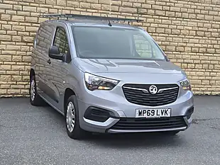 Used 2019 Vauxhall Combo Sportive L1 H1 Grey - Interior and Exterior details 9