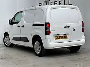 Used 2019 Vauxhall Combo Sportive L1 H1 White - Interior and Exterior details 5