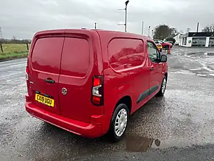 Used 2019 Vauxhall Combo Sportive Red - Interior and Exterior details 4