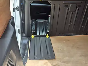 Used 2019 Vauxhall Combo Sportive White - Interior and Exterior details 15